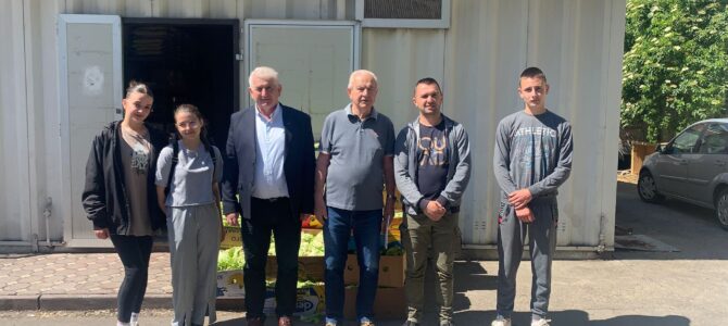 Донација школе из Рековца за крагујевачки Црвени крст